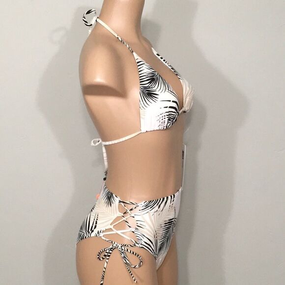 MINKPINK High Waisted string bikini. NWT - Picture 4 of 11